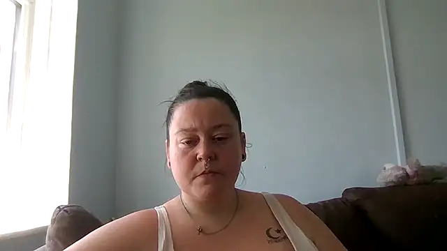 Snapshot of MysteriousAlaya chatting on 06/25/26, 12:20 MysteriousAlaya online show from 06/25/26, 12:20