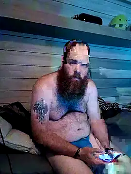 Snapshot of ThisGuy42o chatting on 07/12/26, 01:40 ThisGuy42o online show from 07/12/26, 01:40