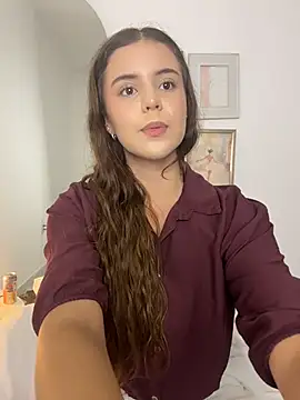 Isabellebotero online show from 07/04/26, 03:18