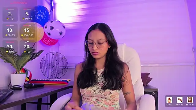 emma brooks  online show from 06/26/26, 08:02