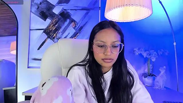 emma brooks  online show from 07/28/26, 06:20