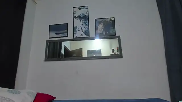 Snapshot of Crazy_addixtion chatting on 10/11/25, 09:57 Crazy addixtion online show from 10/11/25, 09:57