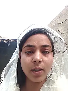 Simran 143 online show from 06/17/26, 12:40