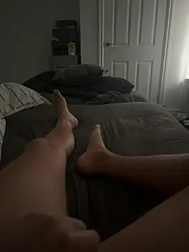 Snapshot of FeetMaster38 chatting on 06/20/26, 06:27 FeetMaster38 online show from 06/20/26, 06:27