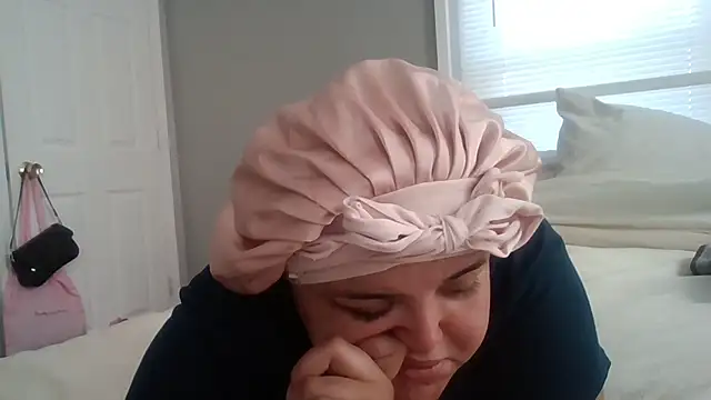 babyhoneyycoco online show from 06/23/26, 02:59