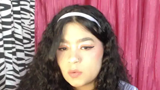 Snapshot of Cristal-66 chatting on 07/25/26, 01:47 Cristal-66 online show from 07/25/26, 01:47