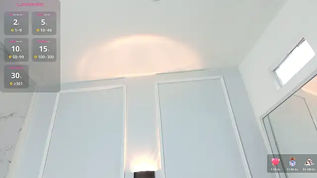 melannyhot69 online show from 08/04/26, 10:23