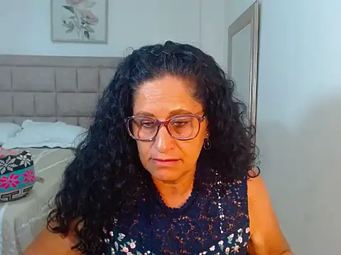 juanitaaxoox online show from 07/18/26, 01:37