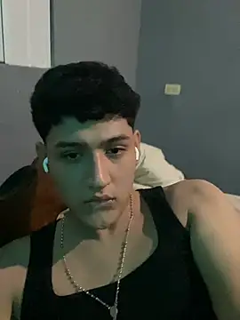 Snapshot of Sebastian24h chatting on 06/20/26, 05:21 Sebastian24h online show from 06/20/26, 05:21