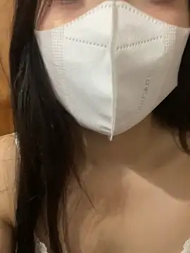 Lilyluta2000 online show from 07/09/26, 02:54