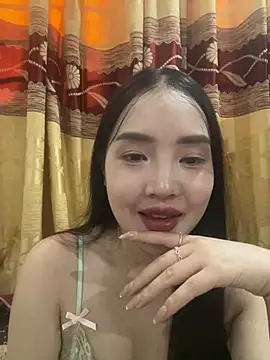 Lilyluta2000 online show from 08/02/26, 06:17