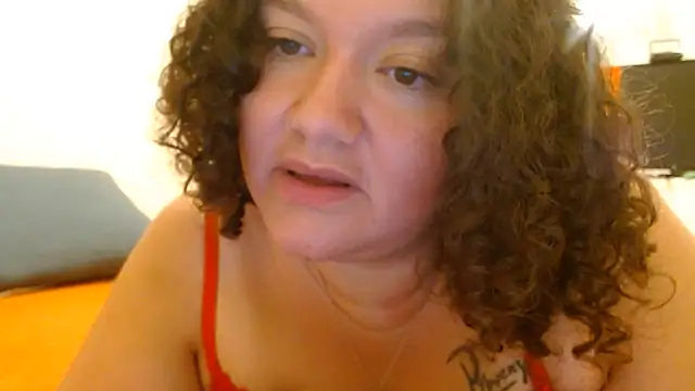 Snapshot of HeidiSanabria chatting on 07/23/26, 01:58 HeidiSanabria online show from 07/23/26, 01:58