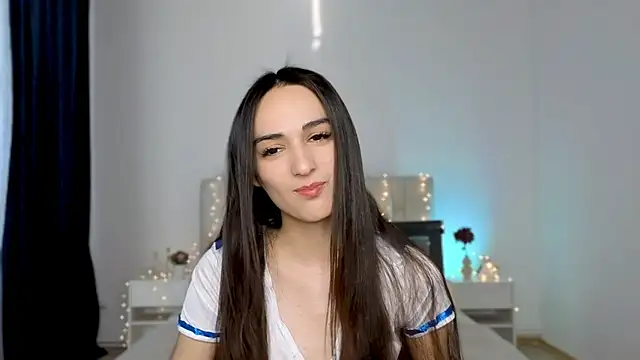 Snapshot of Kitty_mi1a chatting on 06/21/26, 06:27 Kitty mi1a online show from 06/21/26, 06:27