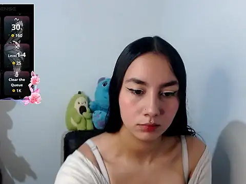  PrettyLau10 online show from 07/02/26, 08:48
