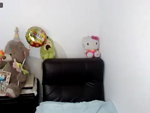  PrettyLau10 online show from 07/10/26, 06:32