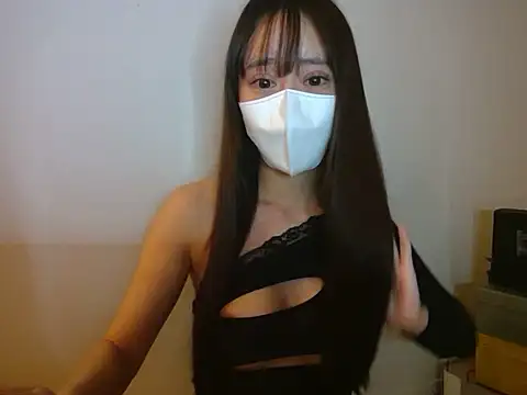 Snapshot of cocochan10 chatting on 06/20/26, 03:59 cocochan10 online show from 06/20/26, 03:59