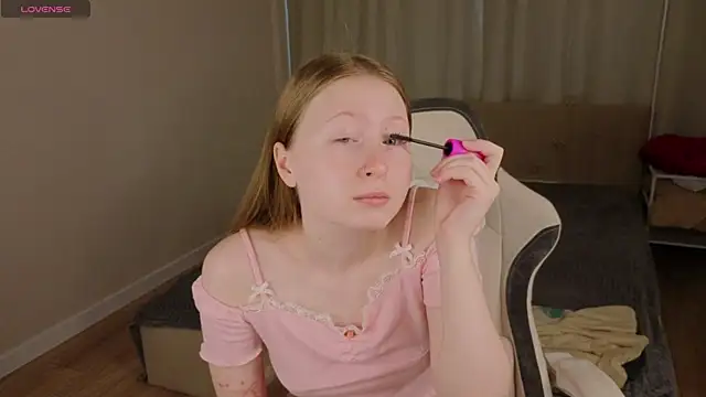LiliTiny online show from 07/10/26, 01:10