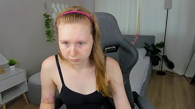 LiliTiny online show from 08/01/26, 01:16
