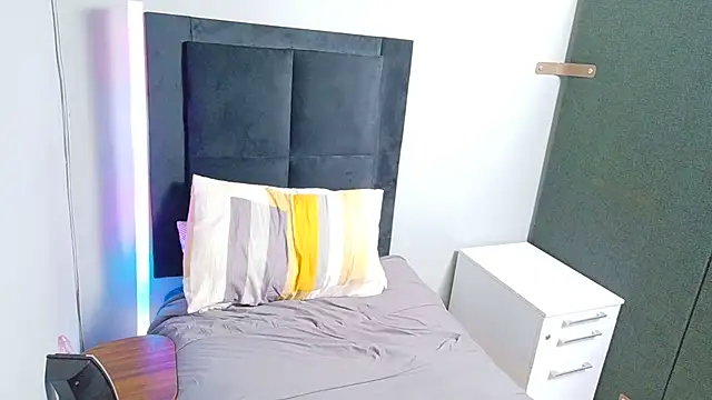 SpicedDove online show from 07/30/26, 11:48