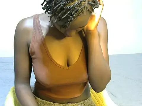 Snapshot of shypretty chatting on 07/24/26, 07:23 shypretty online show from 07/24/26, 07:23