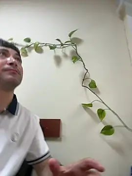 Snapshot of Elnur_464 chatting on 06/27/26, 04:39 Elnur 464 online show from 06/27/26, 04:39