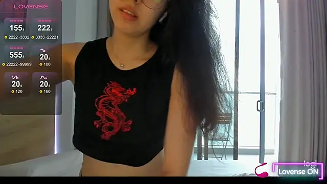 Snapshot of miko_kimura chatting on 12/27/24, 07:18 miko kimura online show from 12/27/24, 07:18