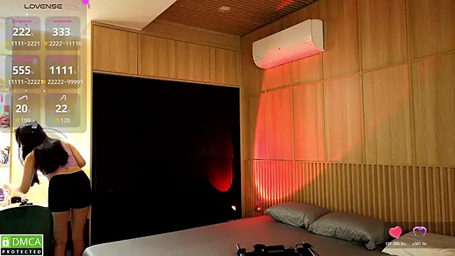 Snapshot of miko_kimura chatting on 10/25/25, 03:40 miko kimura online show from 10/25/25, 03:40