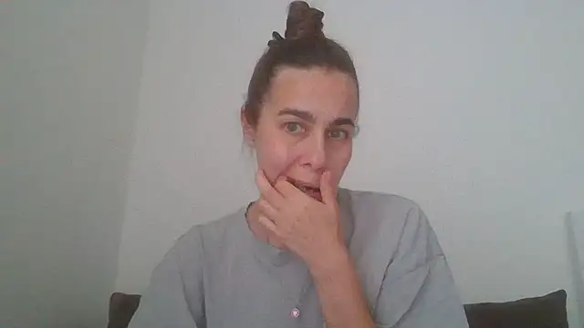 Vanelleda online show from 07/08/26, 12:53