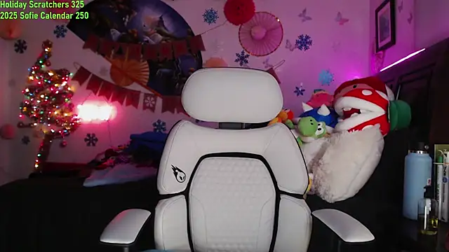 MySweetSofie online show from 12/25/24, 07:14