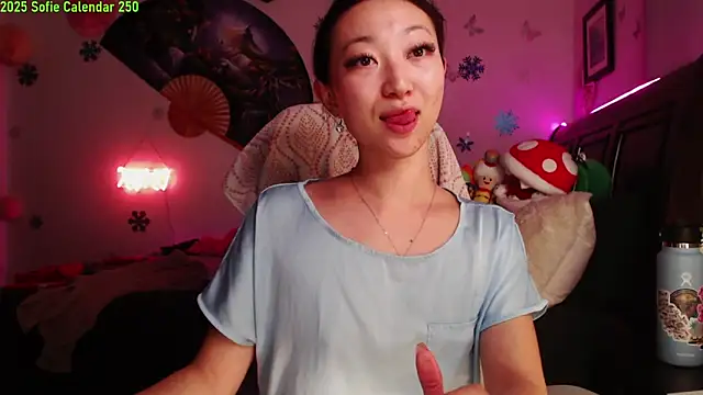 MySweetSofie online show from 12/27/24, 06:03