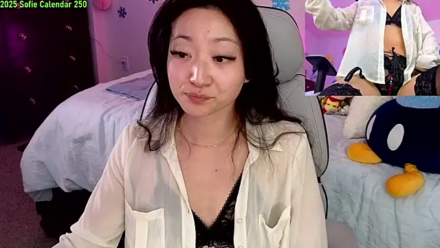 MySweetSofie online show from 02/02/25, 01:34