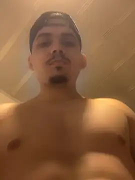 Snapshot of darkphysique chatting on 08/01/26, 03:06 darkphysique online show from 08/01/26, 03:06