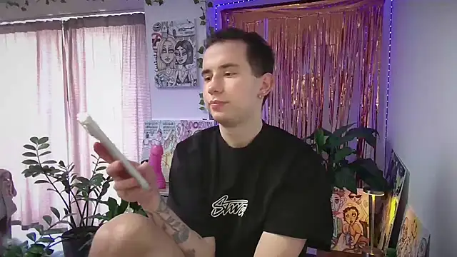 Moon boyy online show from 06/20/26, 02:31