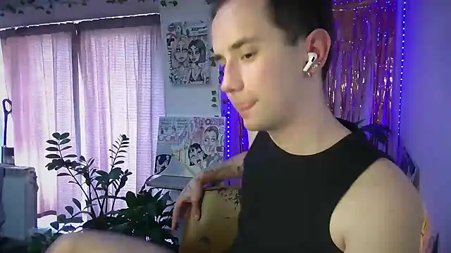 Moon boyy online show from 06/23/26, 05:22