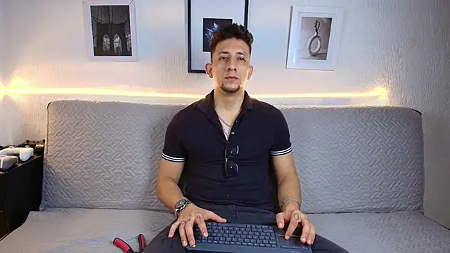 Sr Maykol online show from 07/15/26, 04:51