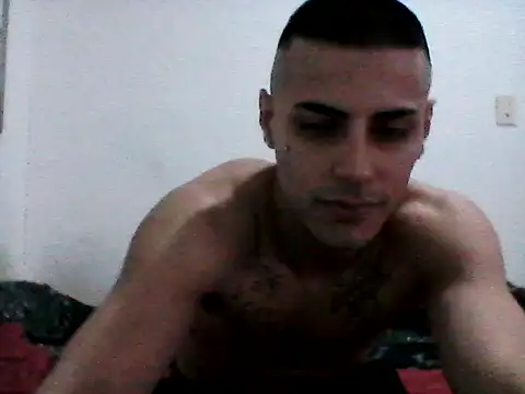 Snapshot of Aronfox23 chatting on 07/28/26, 08:52 Aronfox23 online show from 07/28/26, 08:52