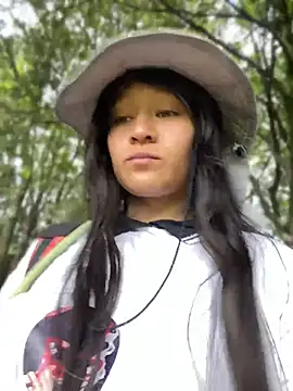 Snapshot of girl_valery chatting on 06/24/26, 05:12 girl valery online show from 06/24/26, 05:12