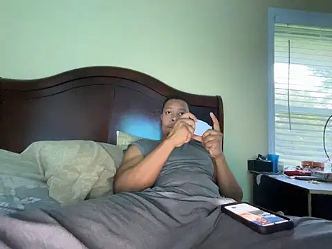 Charmingswoleking online show from 06/28/26, 12:27