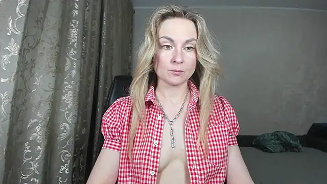 kelly copperfield online show from 10/21/25, 03:35