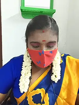 Snapshot of Tamil_Swetha77 chatting on 08/08/26, 05:15 Tamil Swetha77 online show from 08/08/26, 05:15