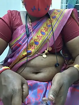 Snapshot of Tamil_Swetha77 chatting on 08/09/26, 06:13 Tamil Swetha77 online show from 08/09/26, 06:13