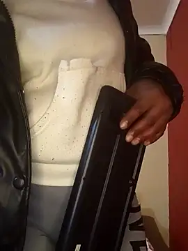 PinkyrossyAss2 online show from 06/22/26, 12:56
