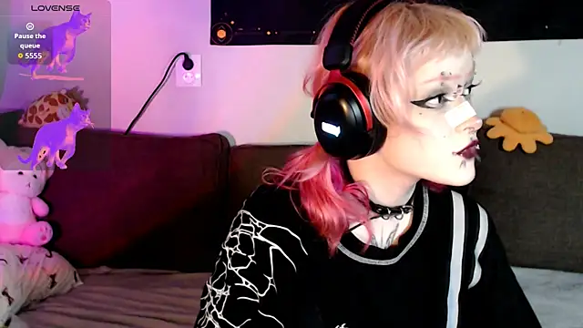 meow nicole online show from 07/05/26, 06:59