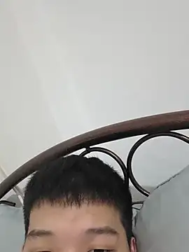 Snapshot of apexboy23 chatting on 06/22/26, 10:34 apexboy23 online show from 06/22/26, 10:34