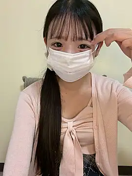 risa      online show from 06/25/26, 10:42