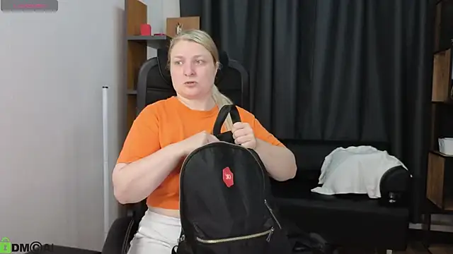 Ammy Soon online show from 07/13/26, 01:19