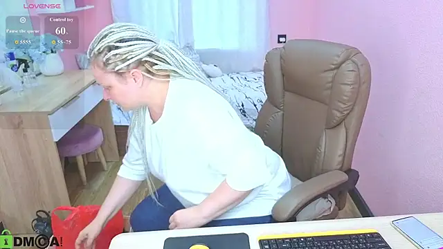 Ammy Soon online show from 07/28/26, 01:12