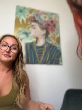 Crystal xox online show from 06/25/26, 11:48