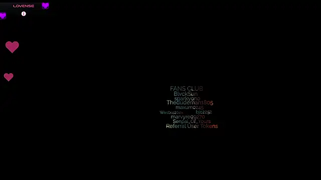 Snapshot of love_amor_ chatting on 12/17/25, 03:40 love amor online show from 12/17/25, 03:40