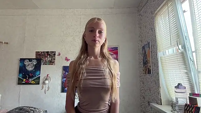 AliceGilbert  online show from 06/29/26, 02:40